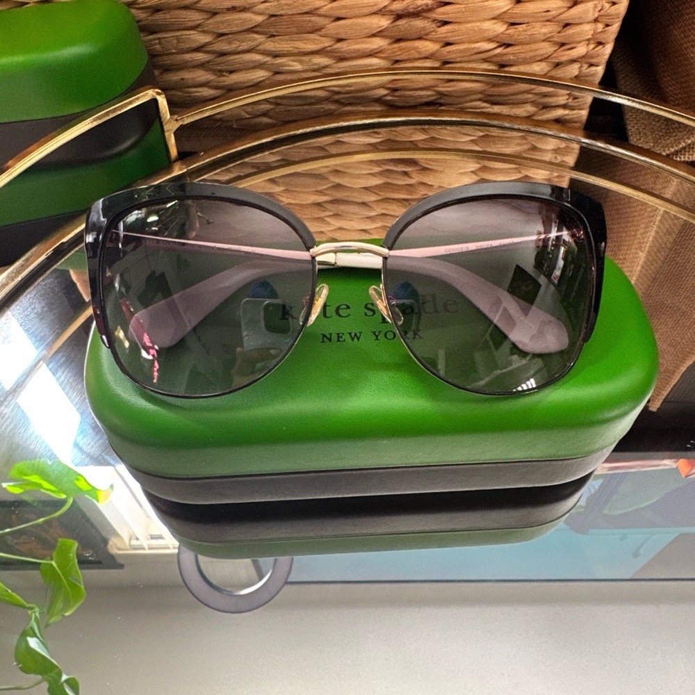 Kate Spade Black and Gold Genice/S Sunglasses NWOT